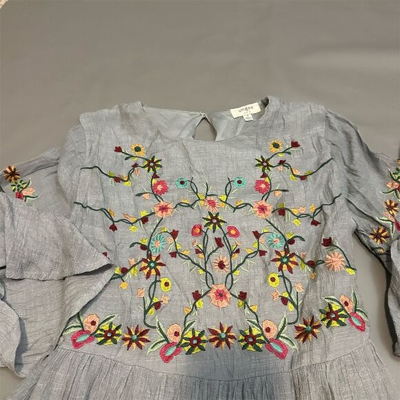 Umgee‎ Women's Gray Embroidered Floral Knee Length Dress Size S - Picture 3 of 7
